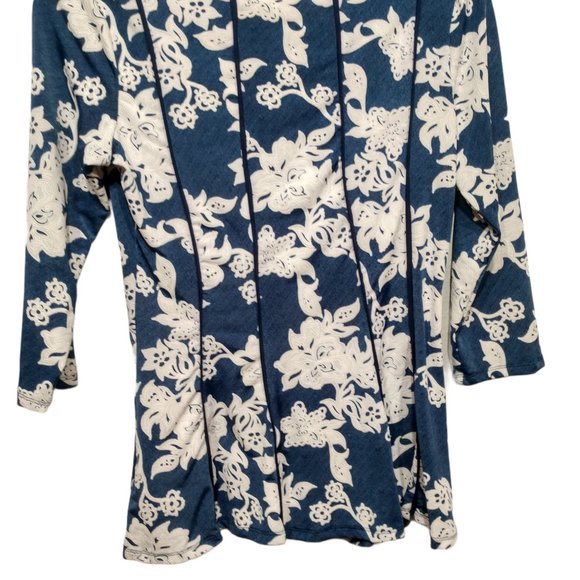La Vanya Floral Ribbon Trim 3/4 Sleeve Top Size PS - Picture 8 of 13